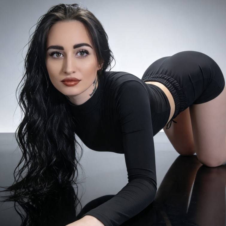 Kristina 🤍💍💫🇺🇦 from UA on SuperLive