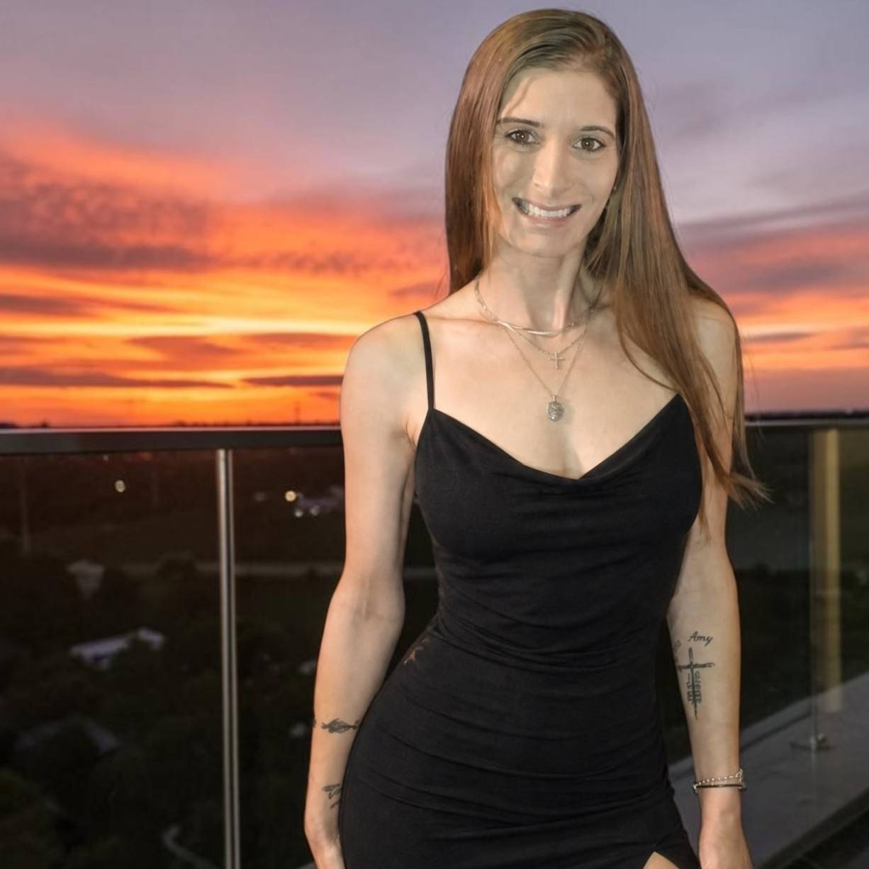 Roxy Foxy Lynn from US on SuperLive