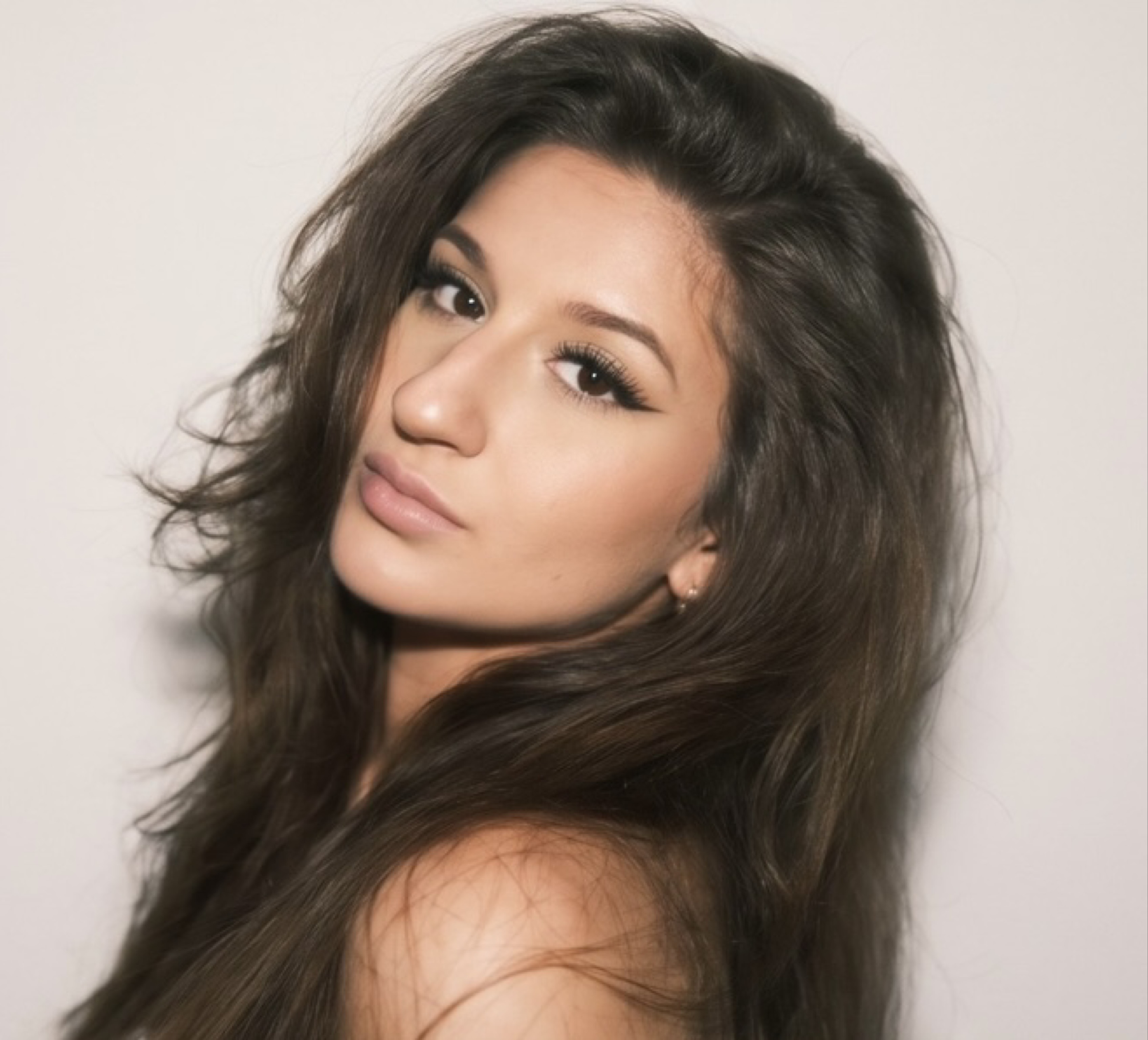 diana_vaxye from RU on SuperLive
