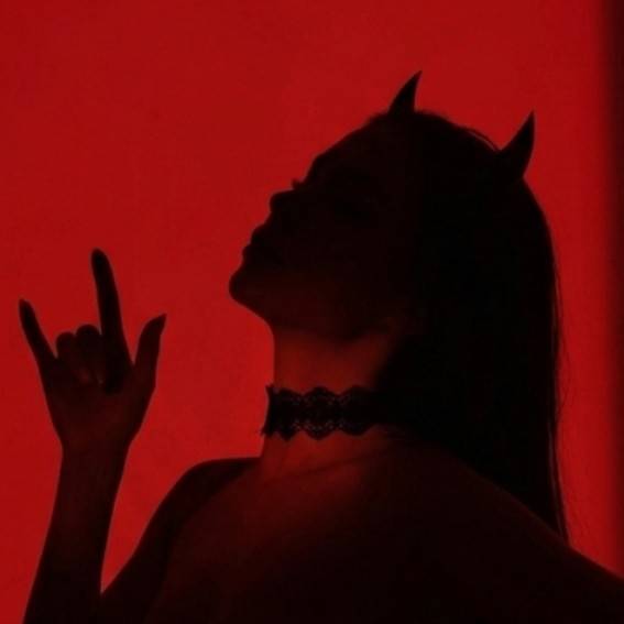 🖤🔥lucifer lady🔥🖤 from SA on SuperLive