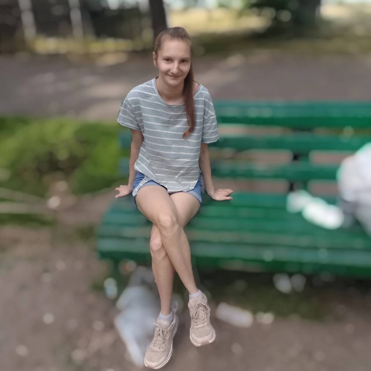 Viktoria 2003 from UA on SuperLive