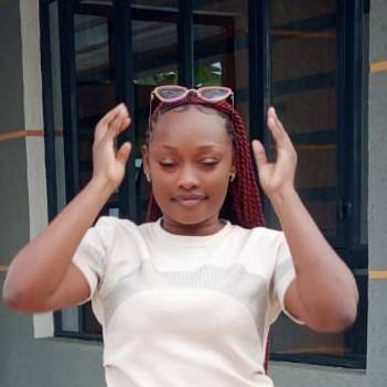 Aisha from KE on SuperLive