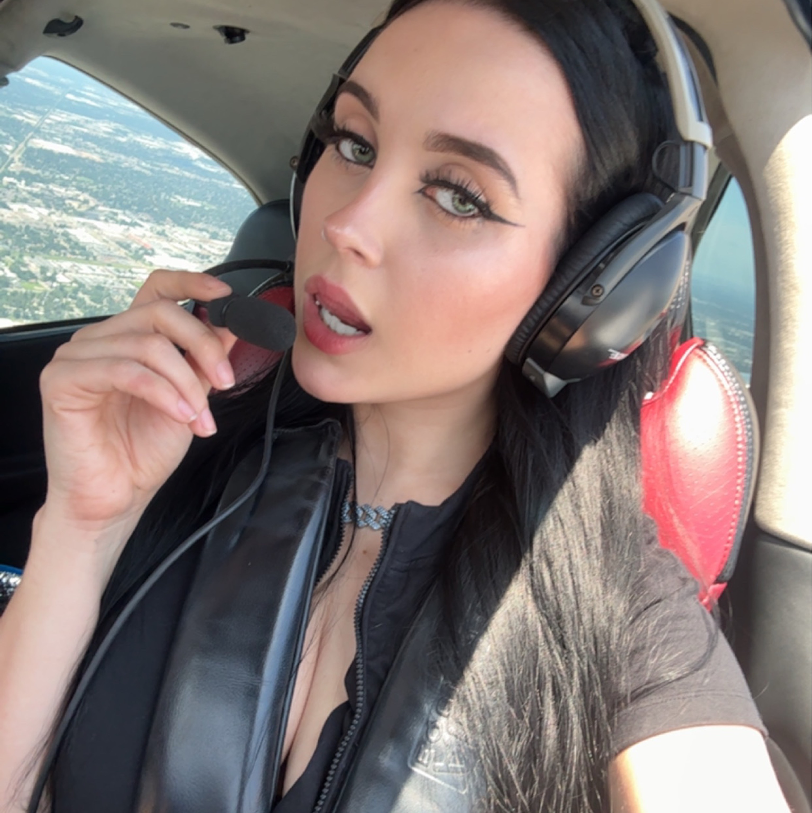 KautiousKitty🦋🩵 from US on SuperLive