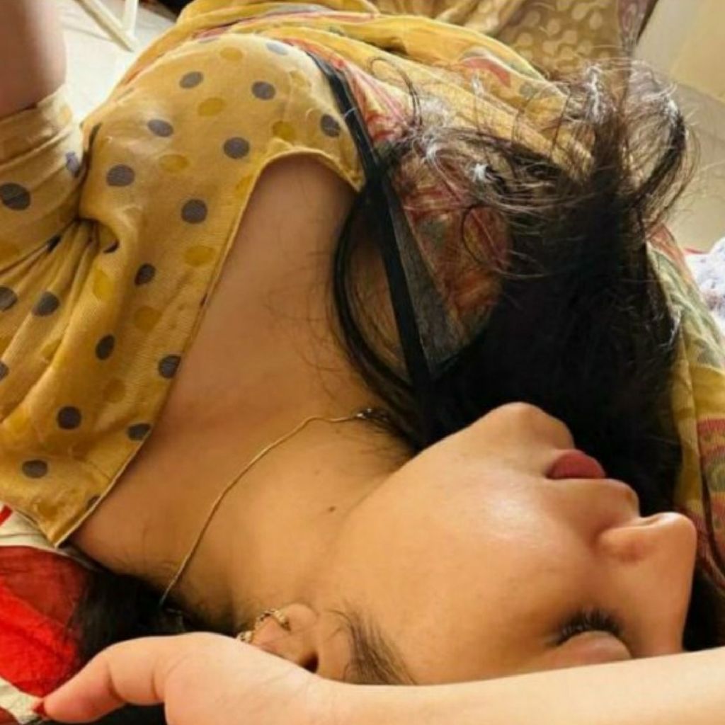 Tamil ...Sweety...and Mallu from IN on Tango Live