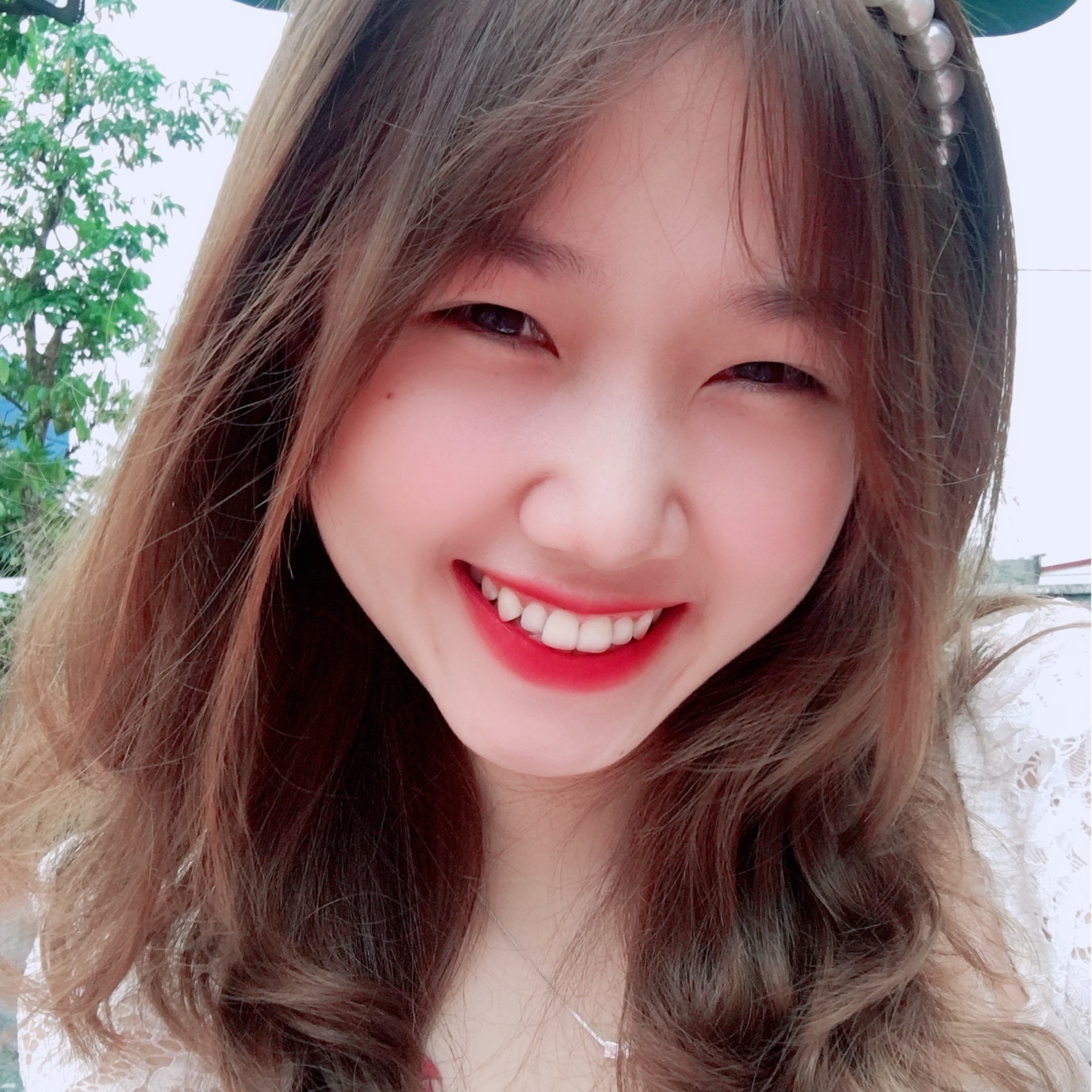 Liza Huyền á á á ( gái ngoan) from VN on Tango Live
