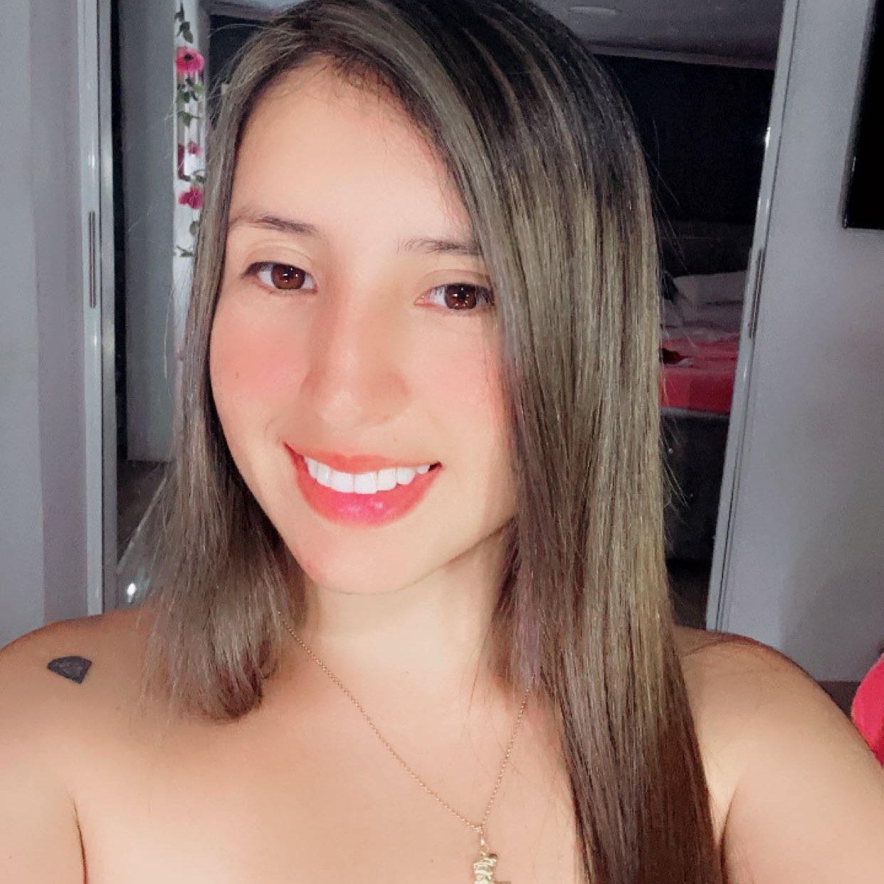 💎🧿uff miamor😘☘ from CO on Tango Live