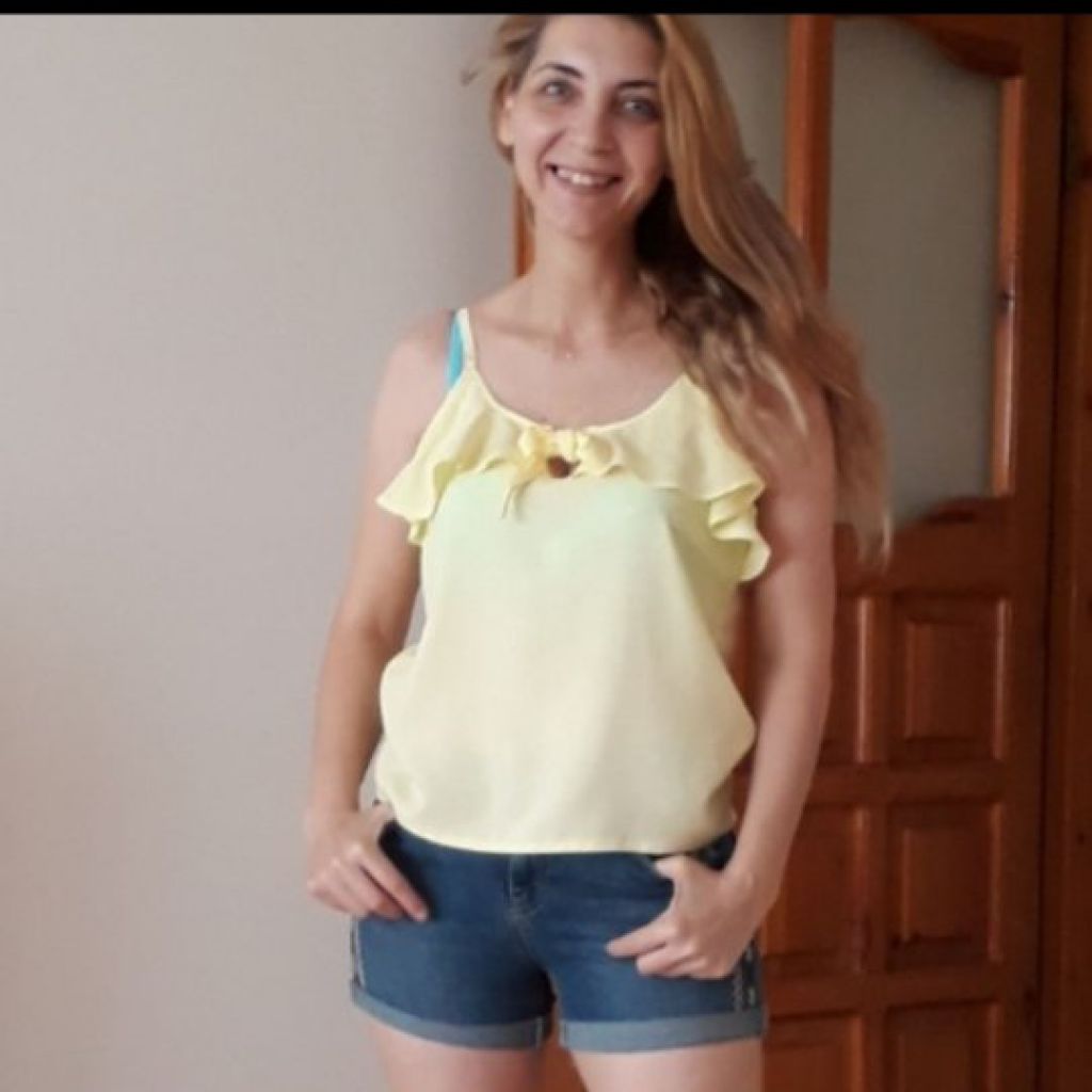 Selin Korkmaz from TR on Tango Live