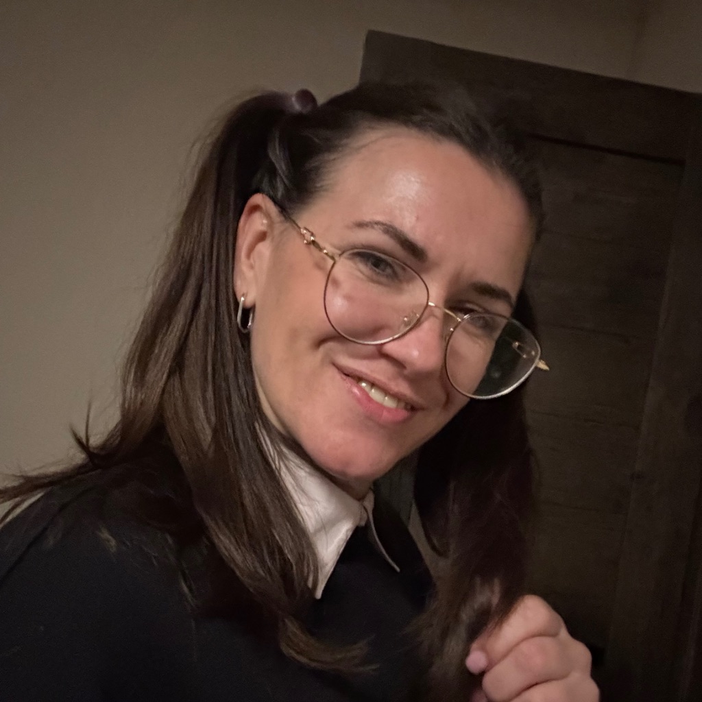 КvitkА from UA on Tango Live