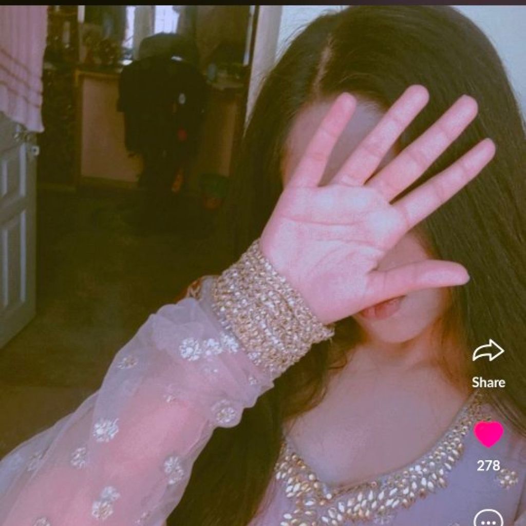 Zobi💕 on Tango Live