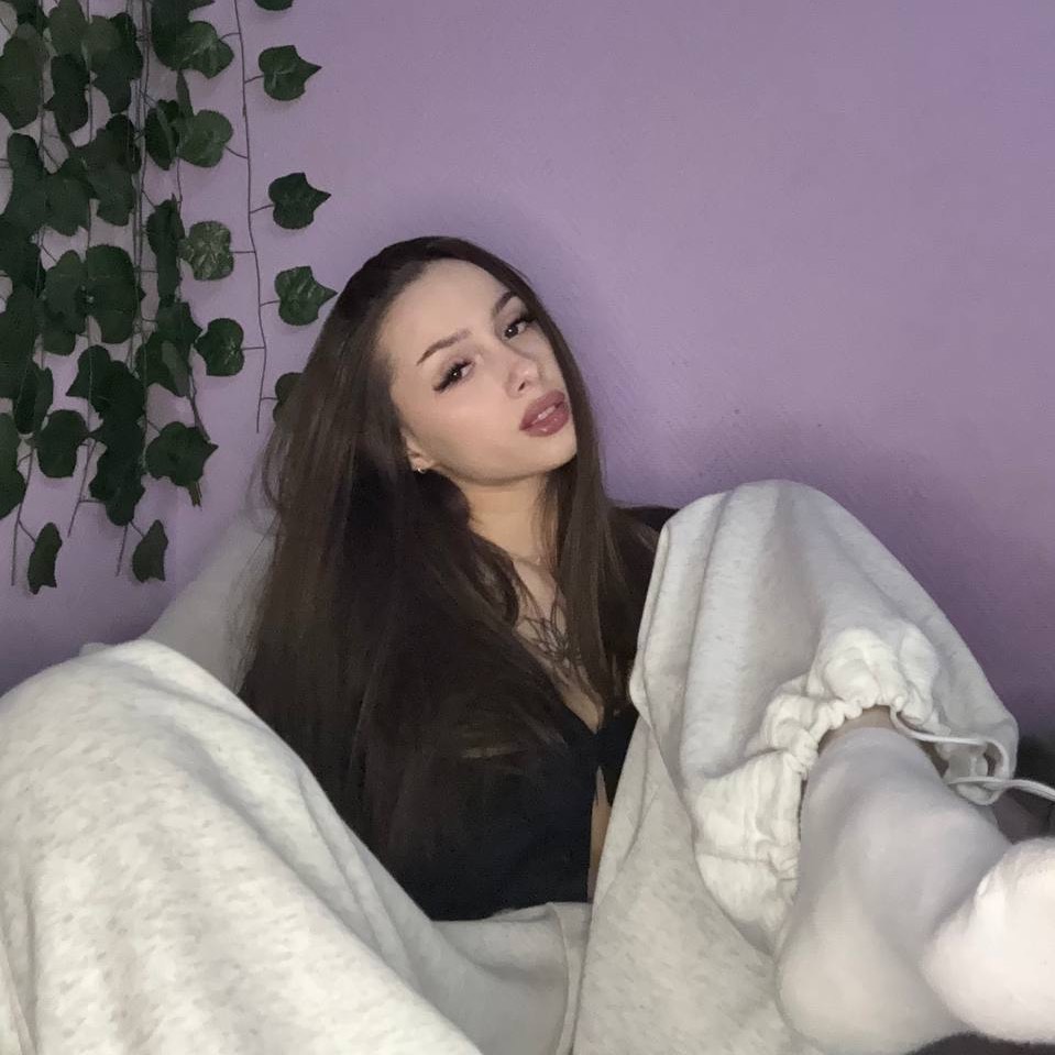 404❗️Leksi ʰᵒᵐᵉ ᶠᵒʳᵉᵛᵉʳ🤍 from RU on Tango Live