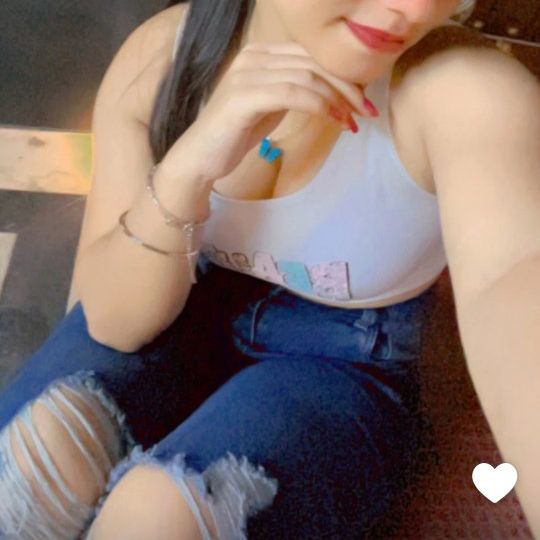 Leylowww on Tango Live