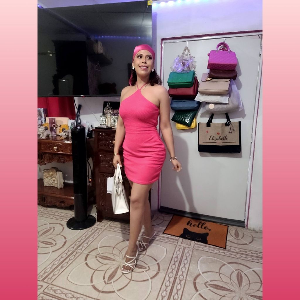 Elizabeth La Mexicana😍 on Tango Live