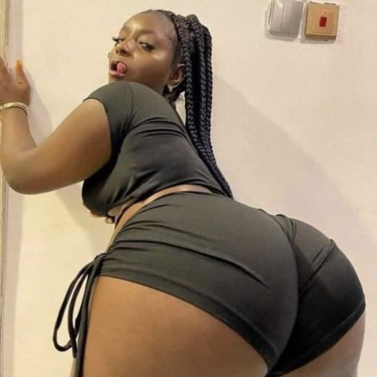 💸Thick Nana🌹🌹 from NG on Tango Live