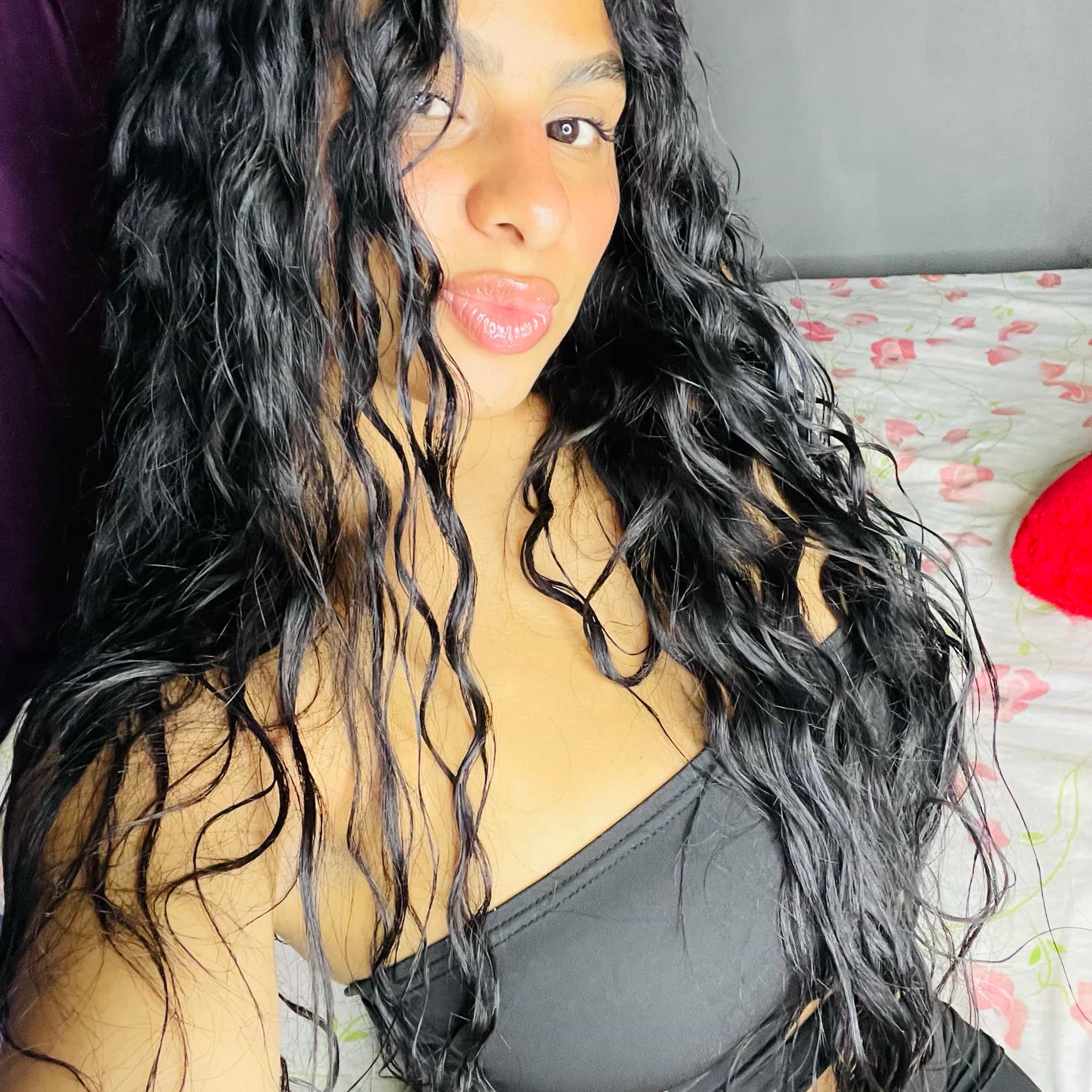 Allison 🤍🖤