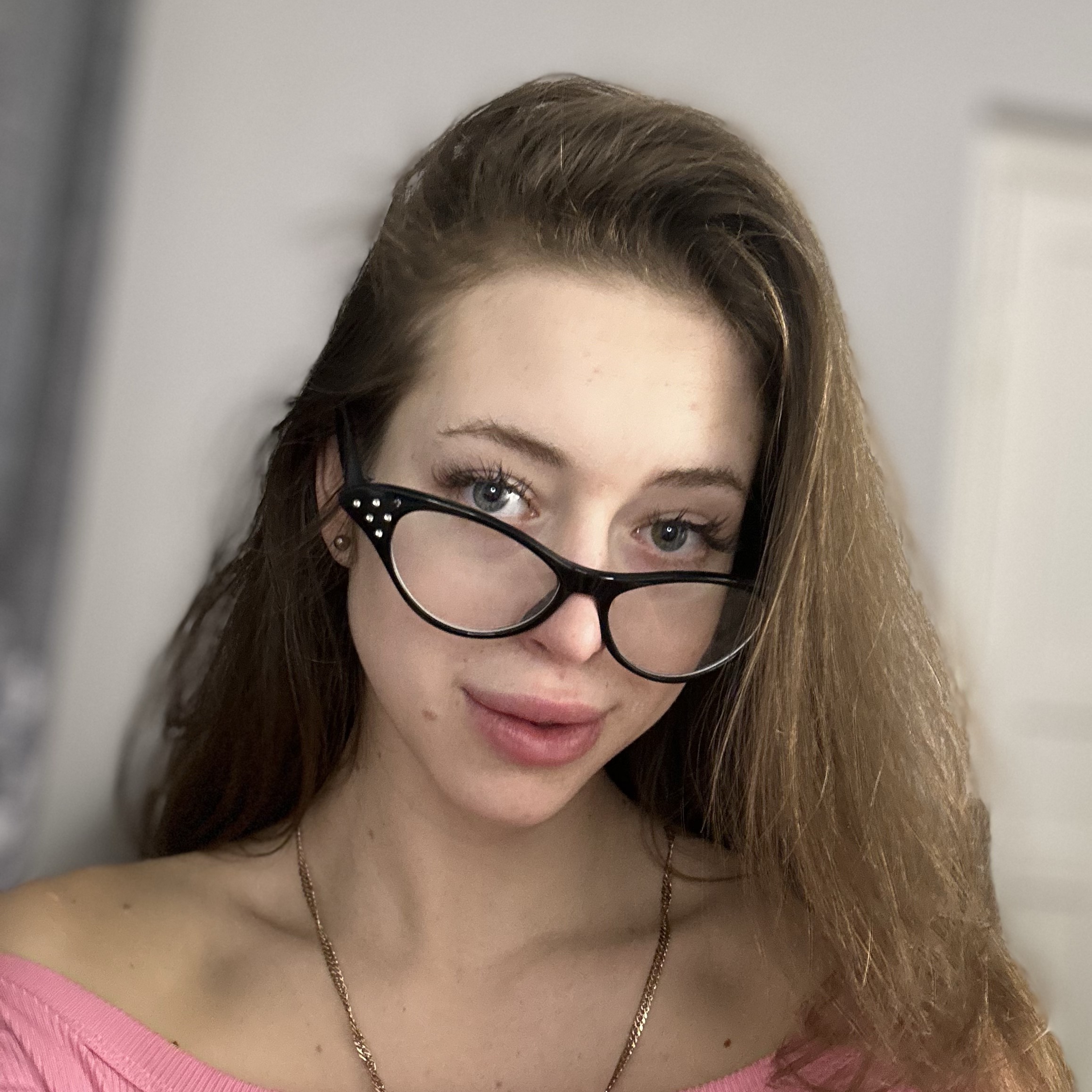 Xrystimka from UA on Tango Live
