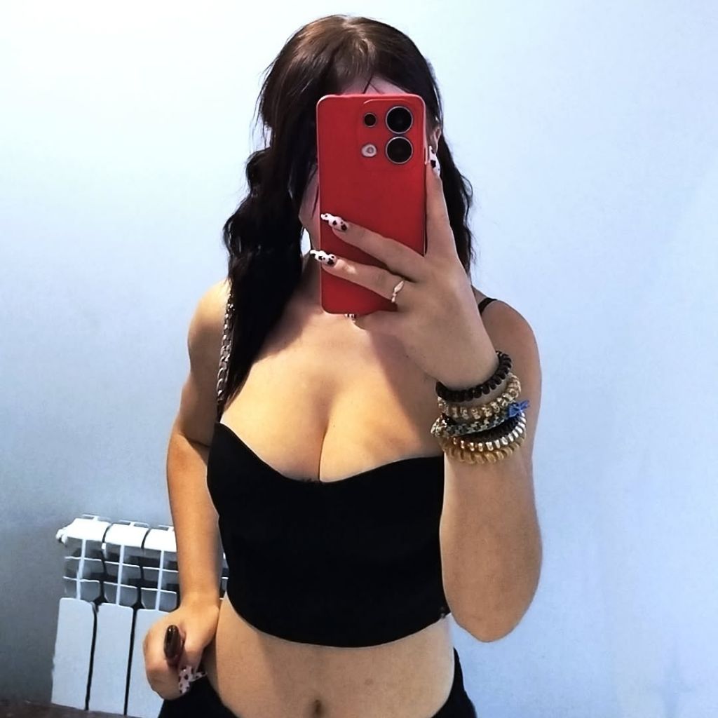 Dasha 🥰❤️💋💋 from UA on Tango Live