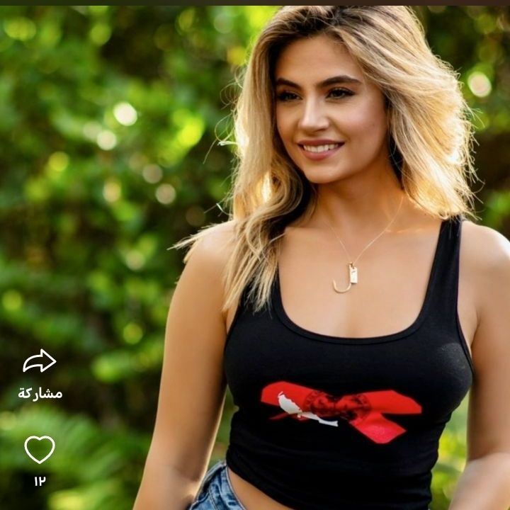اش اش from EG on Tango Live