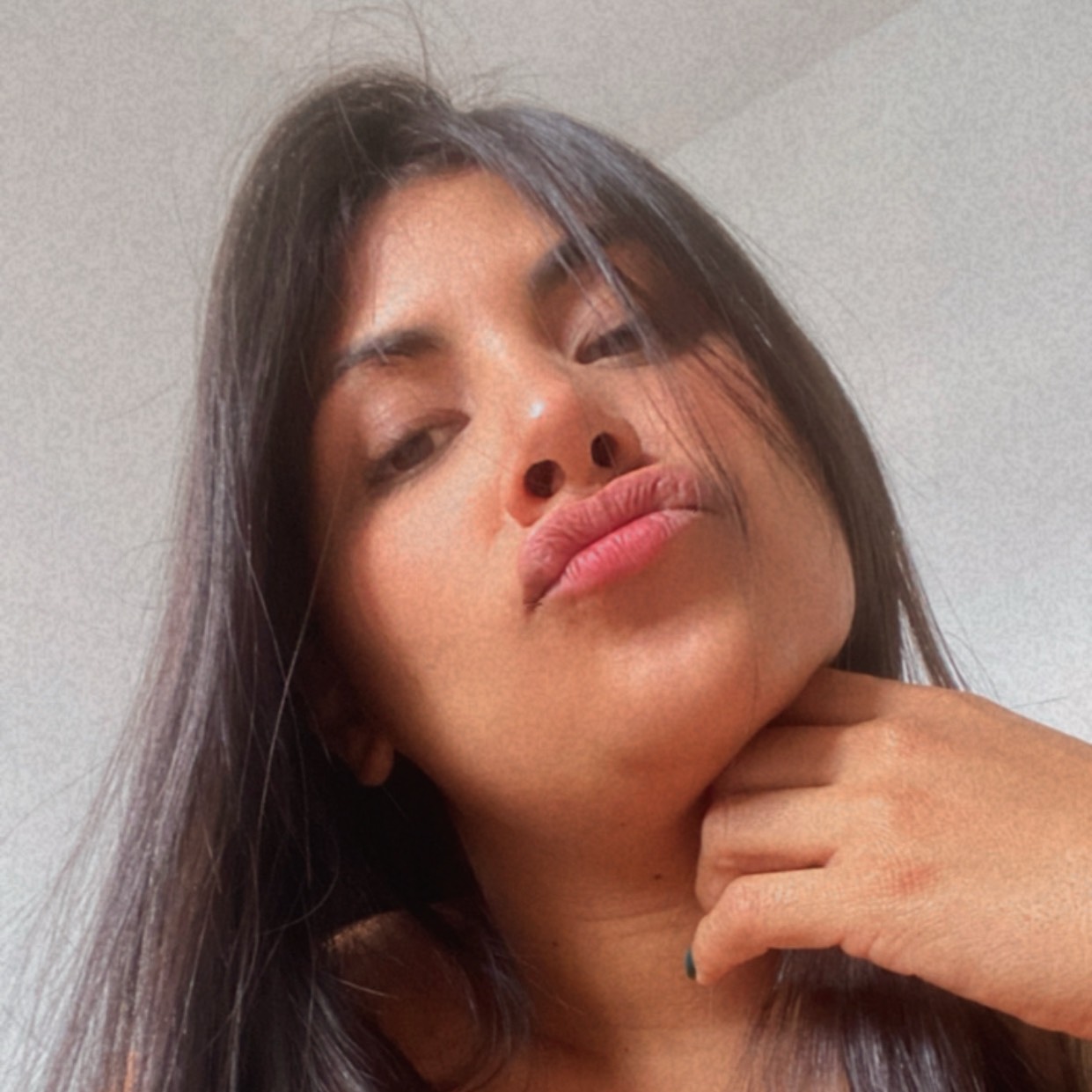 Chiqui2🔥 from VE on Tango Live