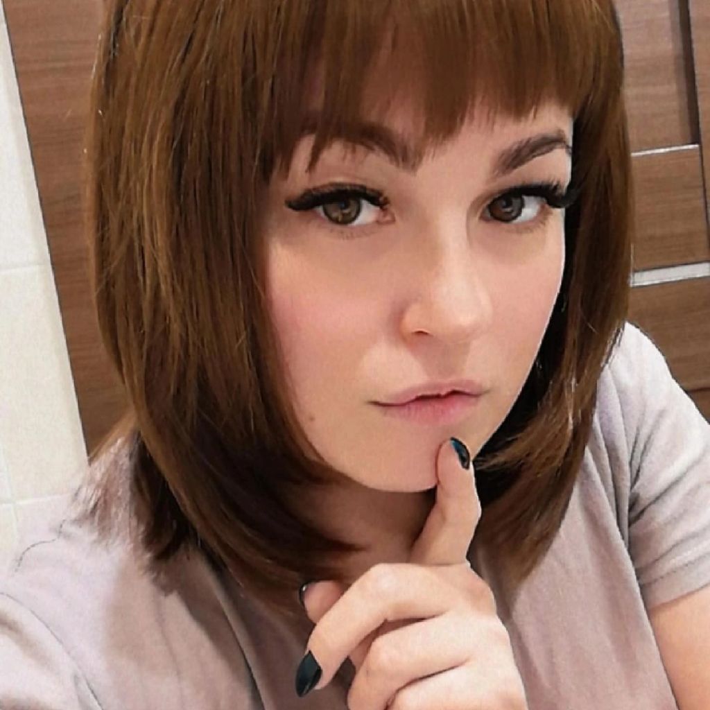 Маришка from RU on Tango Live