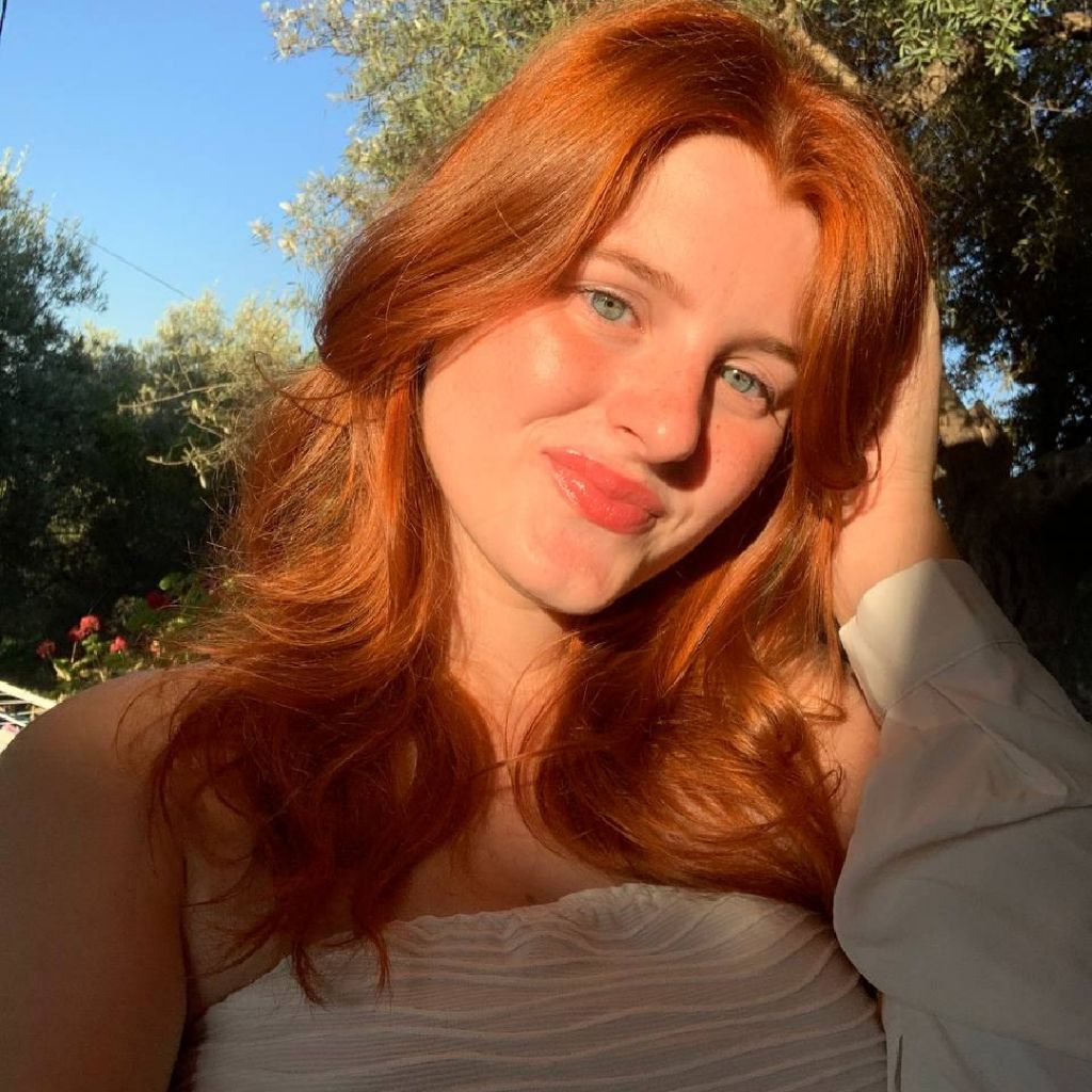 Katia from BG on Tango Live