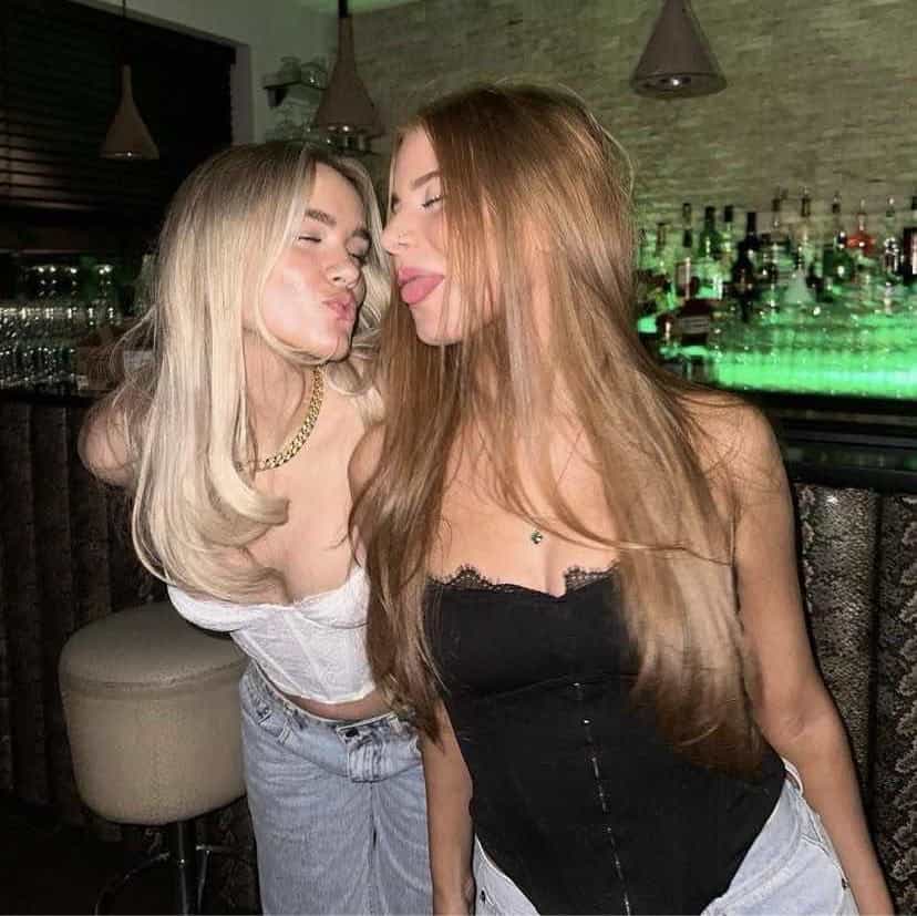 😈Julia😈