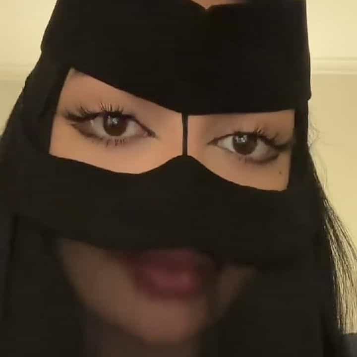 انا وانت بمفتاح لوحدنا
