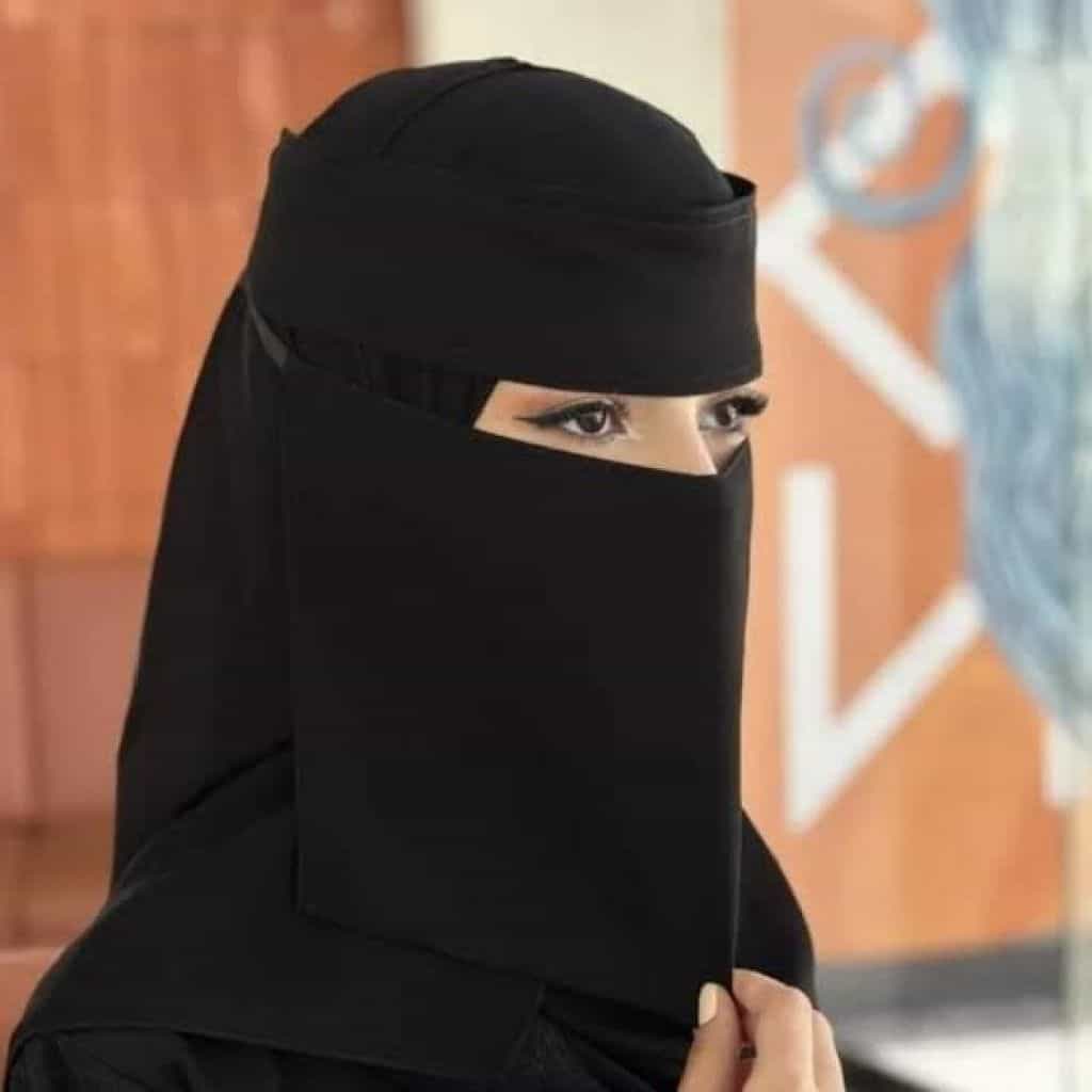 فرنسي خلففي اح❣️