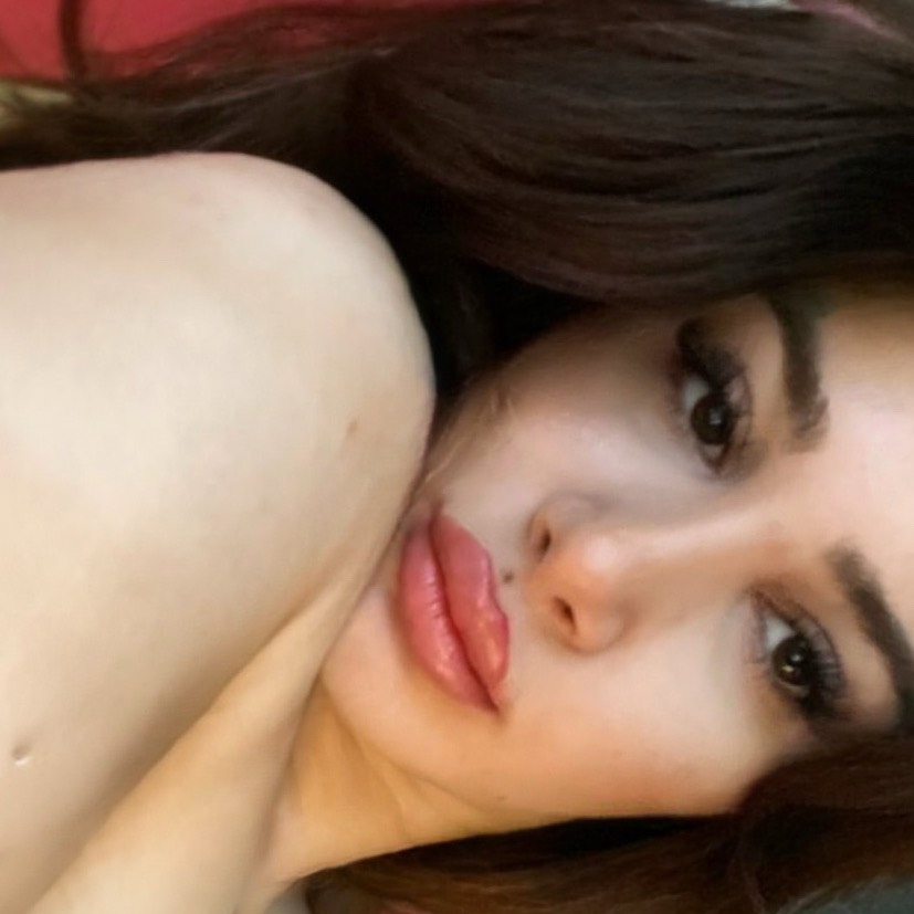 Eylül 🐾 from TR on Tango Live