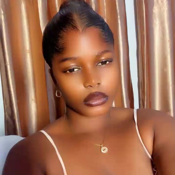 Need a hug🥺 ♐️17 dec 🎂 from US on Tango Live