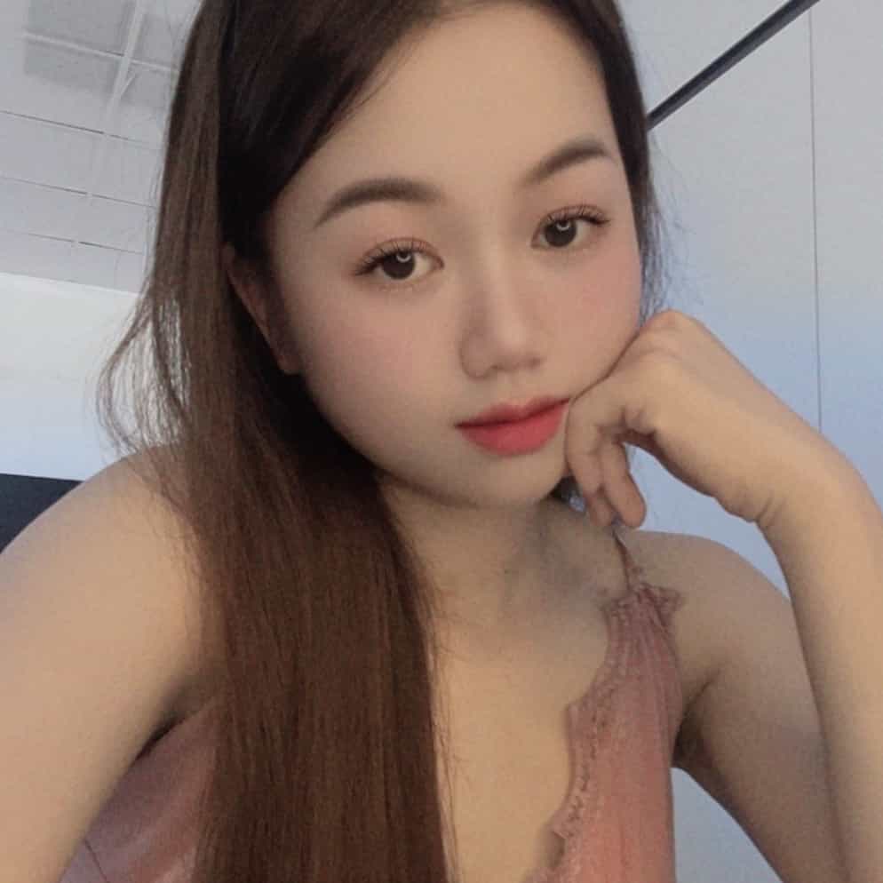 Huyền Heee
