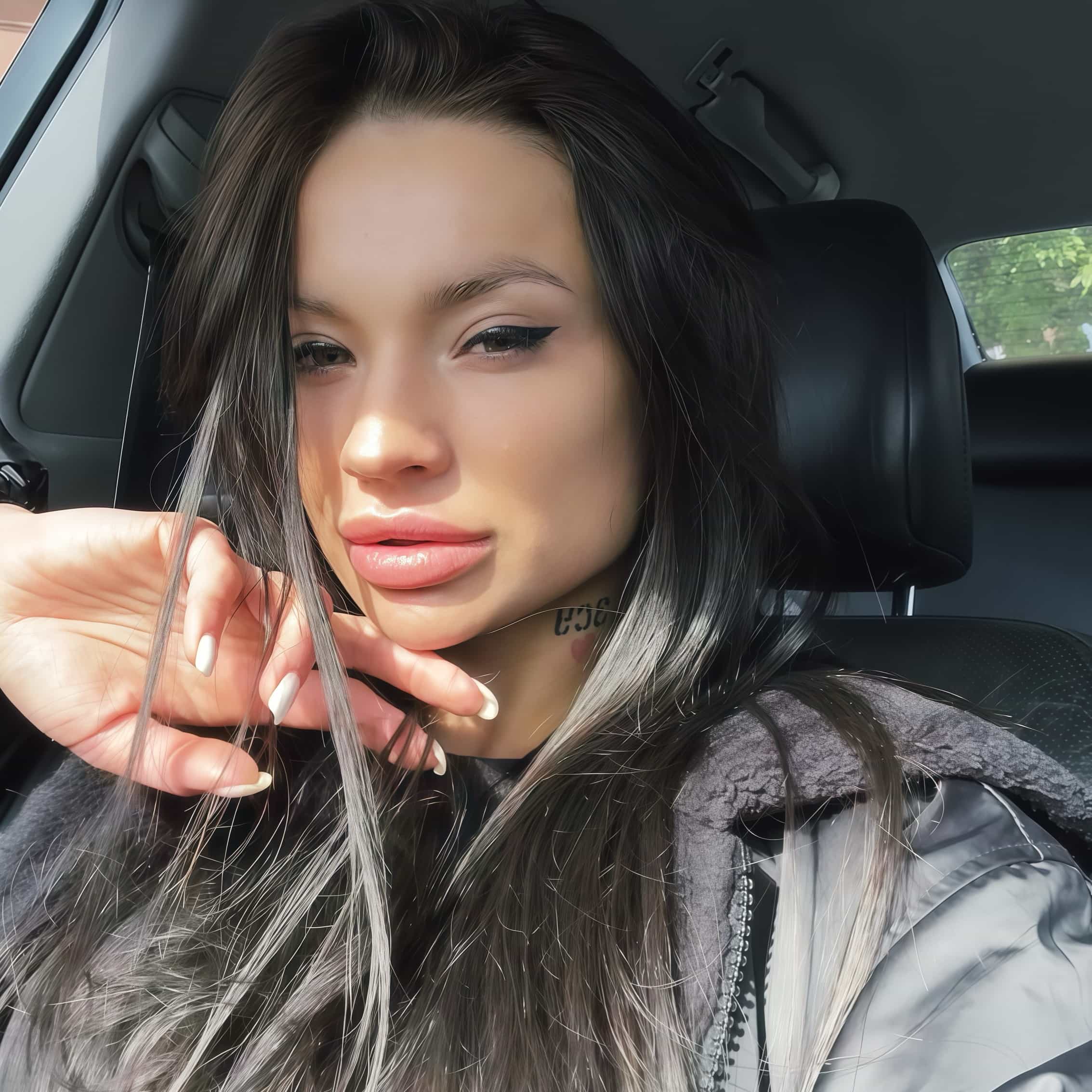 Mia