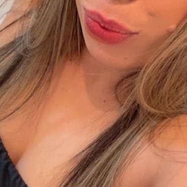 Boneca from BR on Tango Live