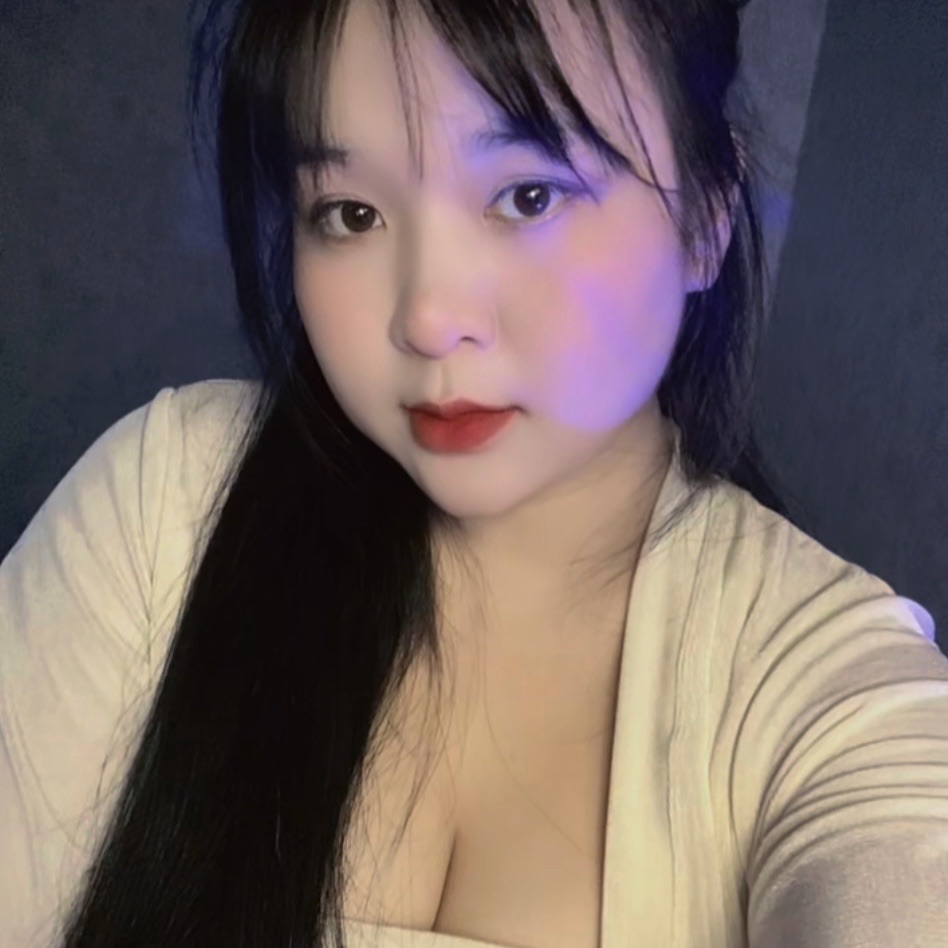 Su Na from VN on Tango Live