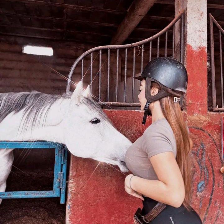 ⚡نــص حــصــان🦄half a horse from EG on Tango Live