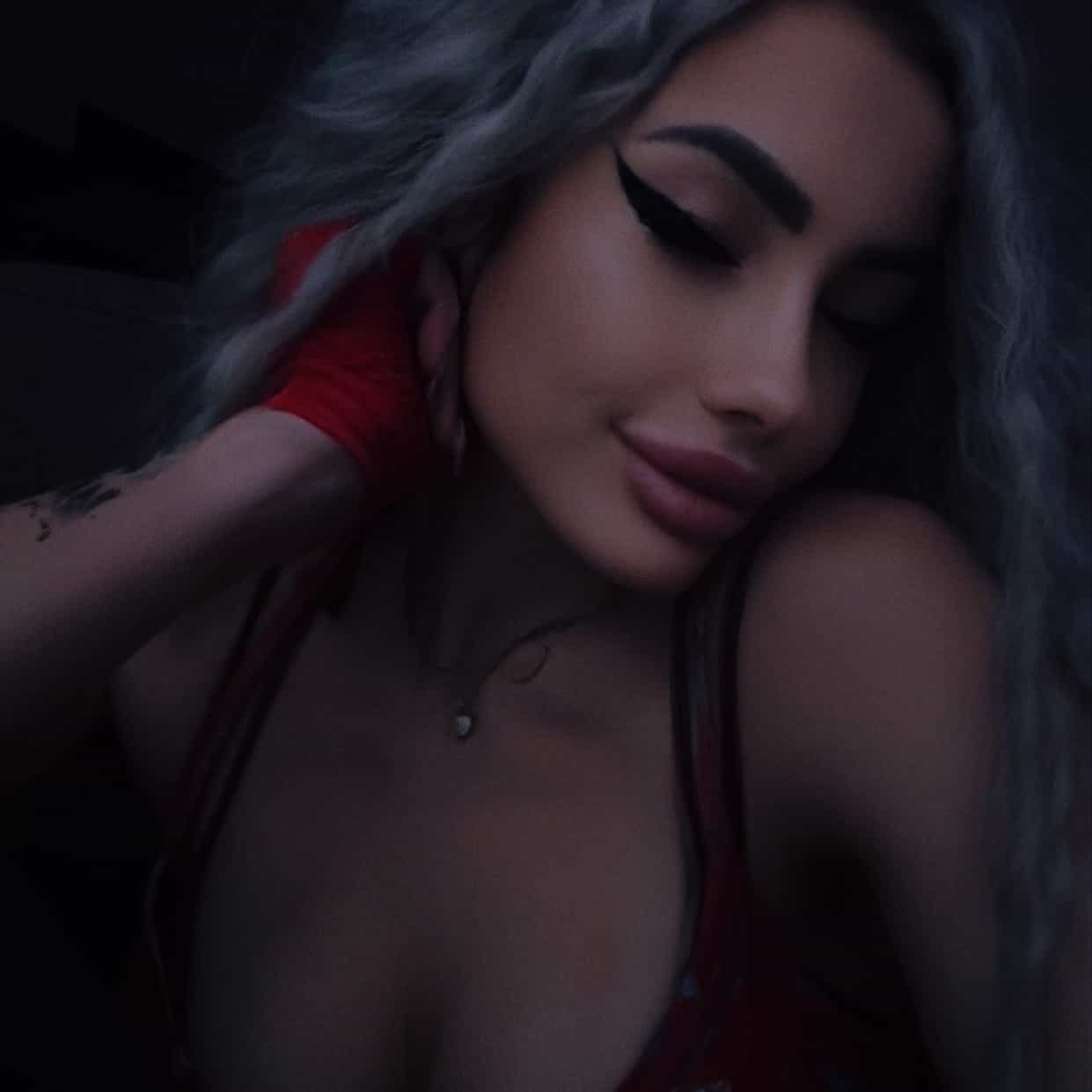 🌙🌗Meow_Frau🐈