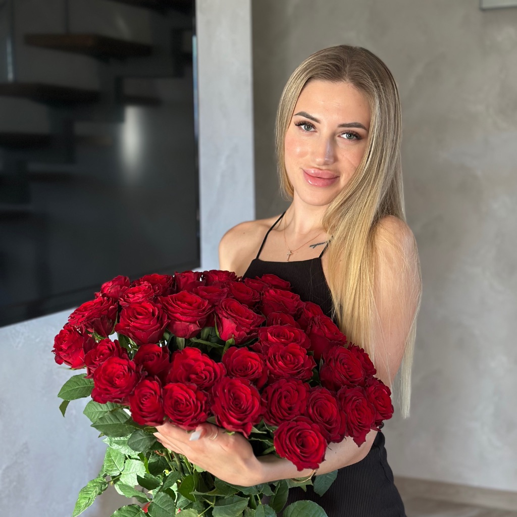 Александра from UA on Tango Live