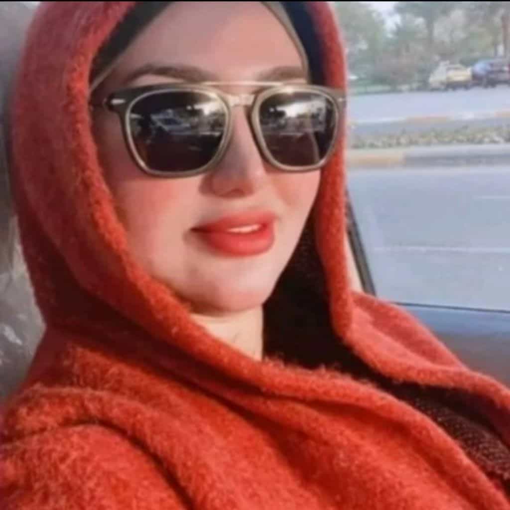 ياسمين خلفي وأمامي