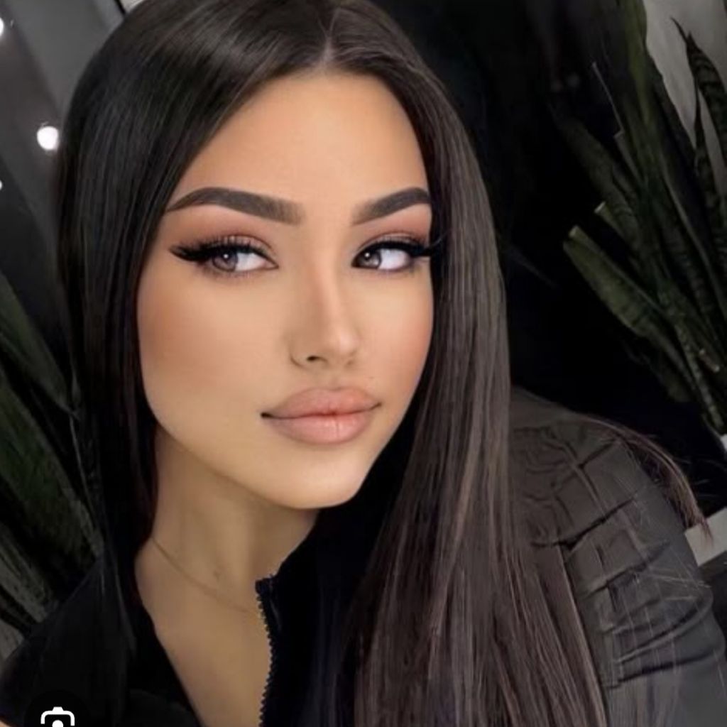 Maya Pyscuπ😍🎀 on Tango Live