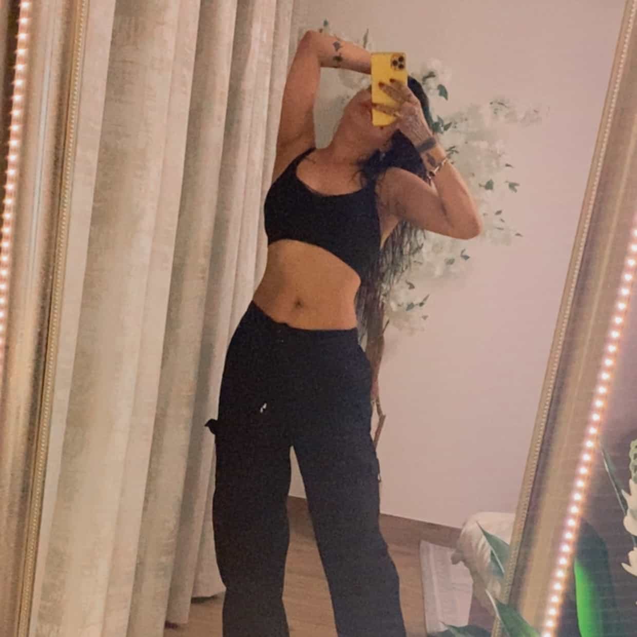 Mia