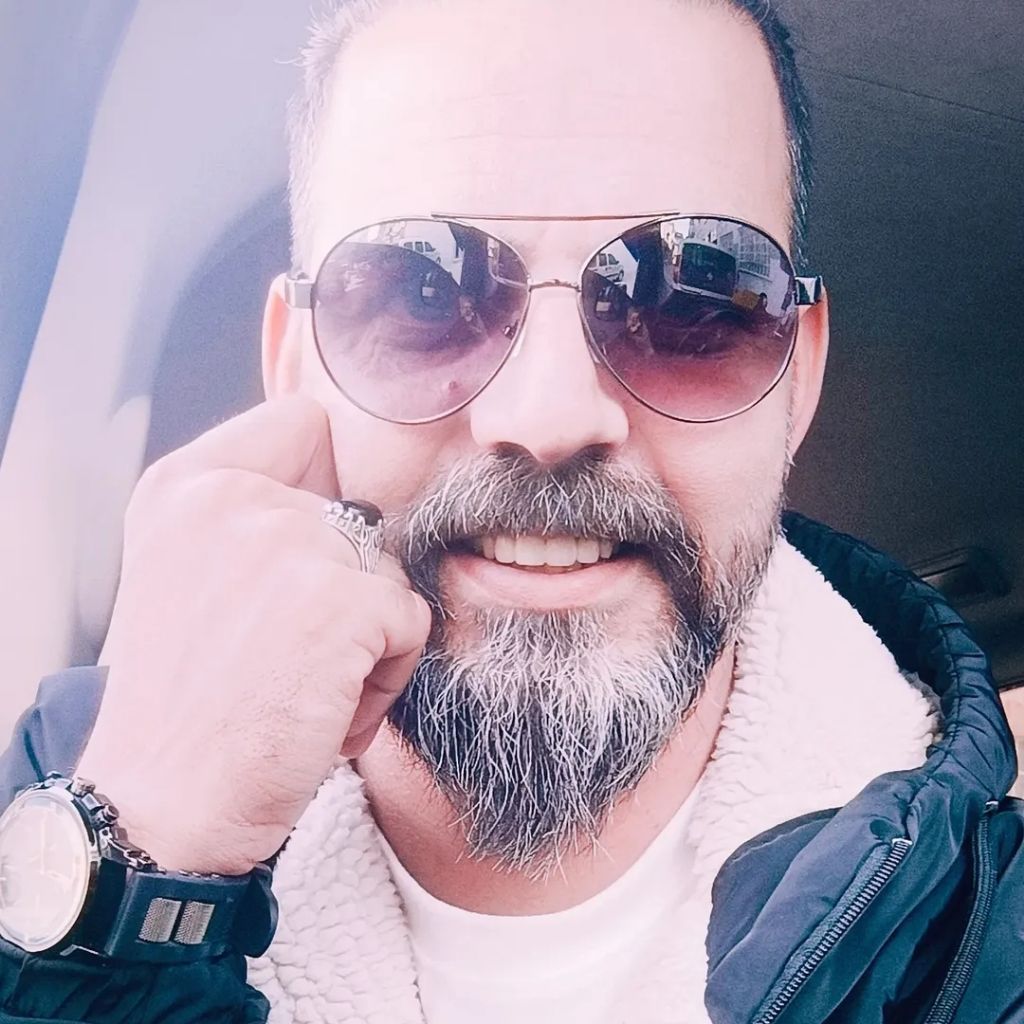 GoKHan.Erdem from TR on Tango Live