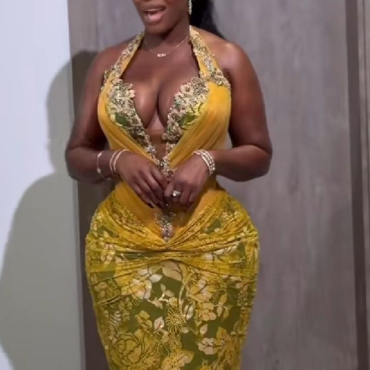 Beauty drip💧 from US on Tango Live
