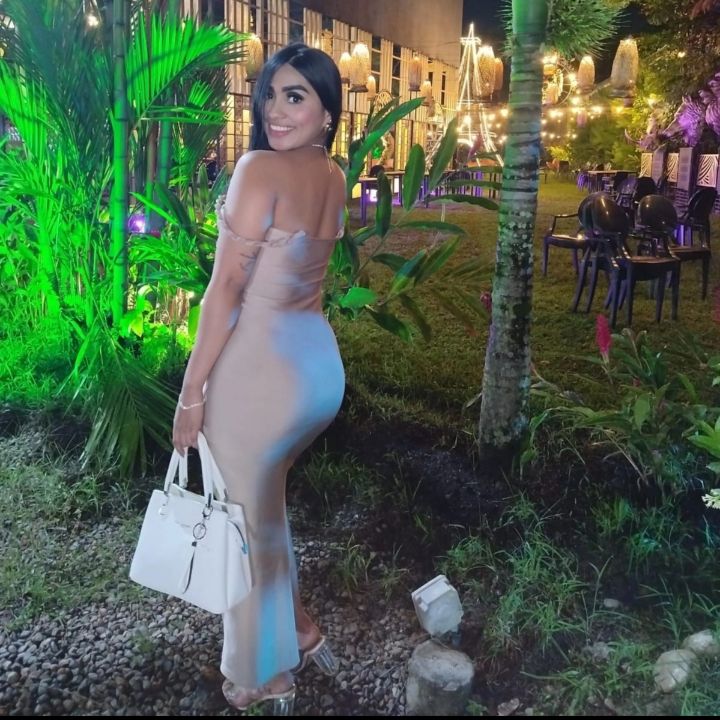 🧊💰 Ch@rlŏtte👑🧊 ᶦᶜᵉ ᶠᵃᵐᶦˡʸ from CO on Tango Live