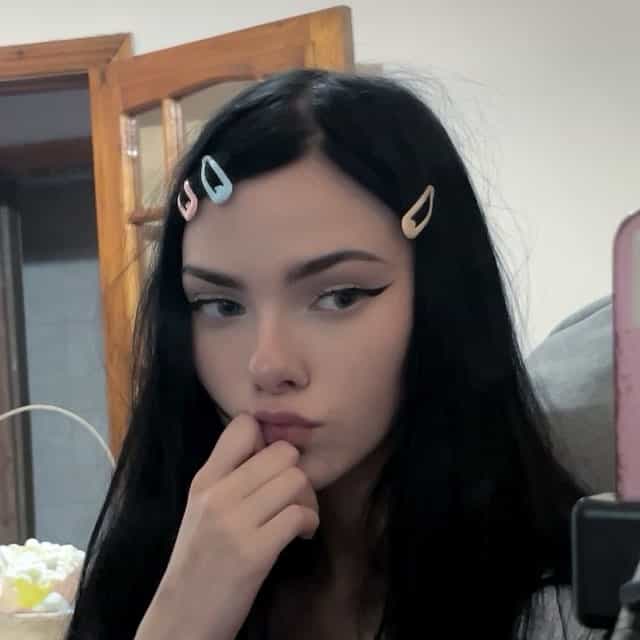 FlirtySweetie ⁶⁹