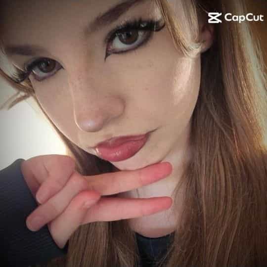 قمر ❤️💋💋🔥