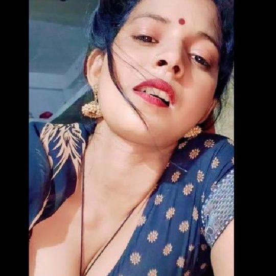 Hiii on Tango Live