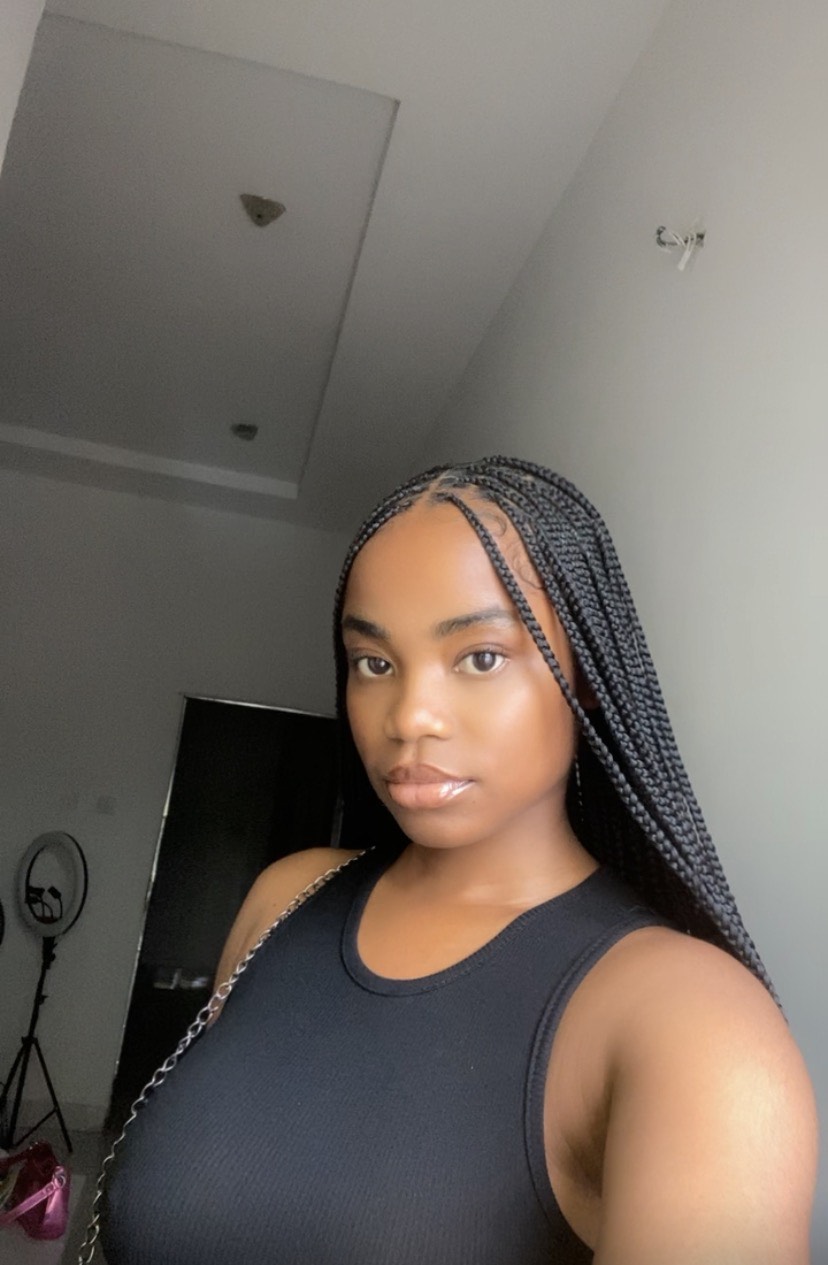 Shannel from NG on Tango Live
