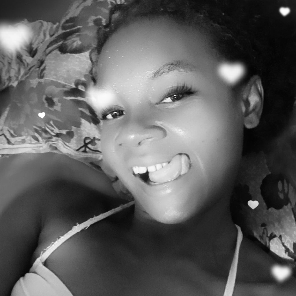 💋🔥Andricka Bella🌹💋 from MG on Tango Live