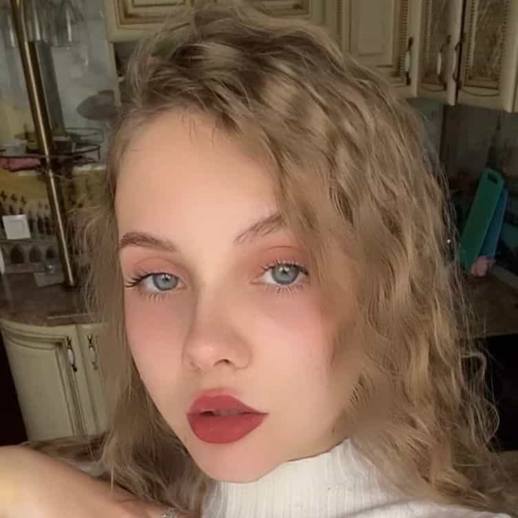 Chloe💞