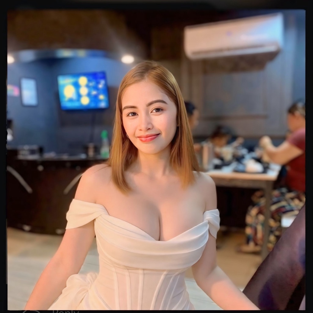 Tango eatmy lalat from PH on Tango Live