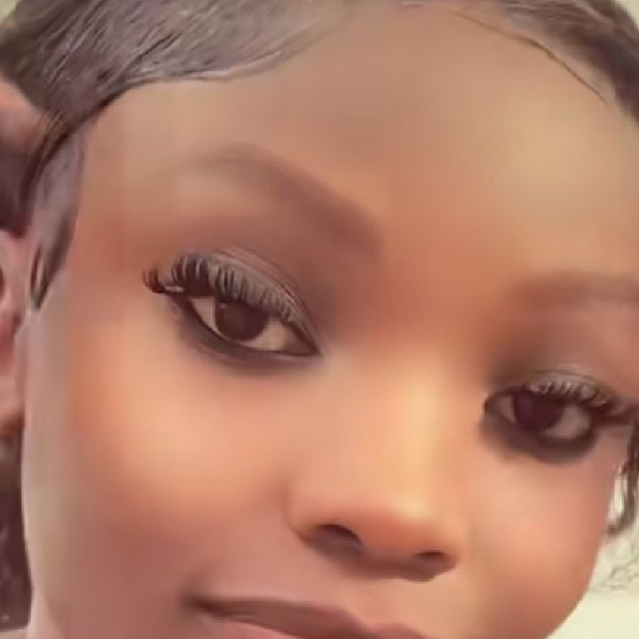 Mia🌹 from KE on Tango Live